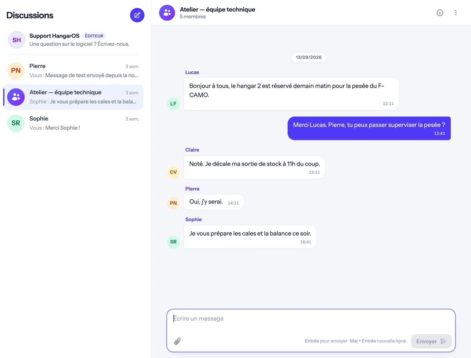 La messagerie de HangarOS sur ordinateur : une discussion de l'atelier