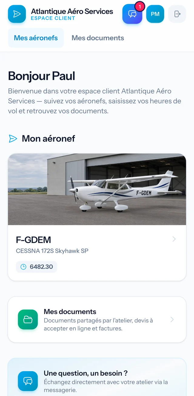 L'espace du propriétaire sur téléphone : son avion, ses documents, la messagerie avec l'atelier